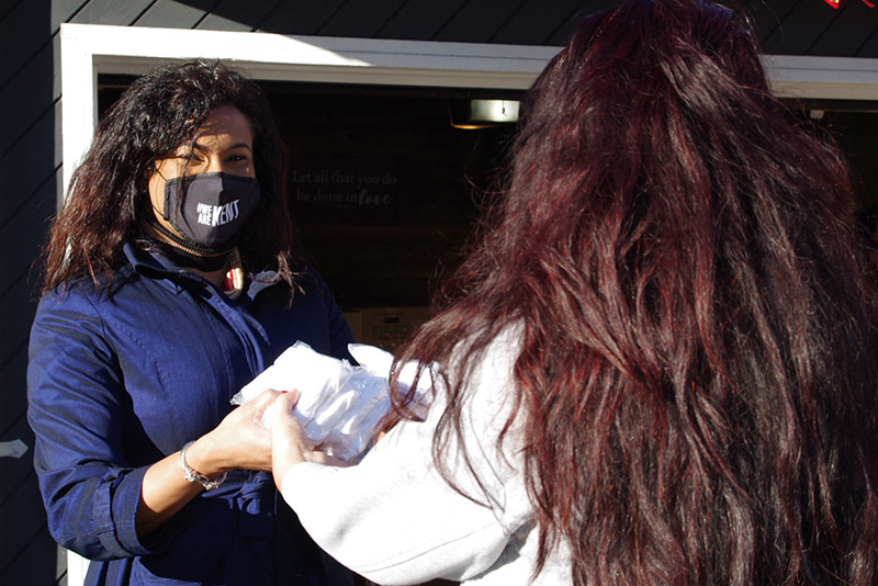 UTOPIA Washington distributes masks donated by the Port.