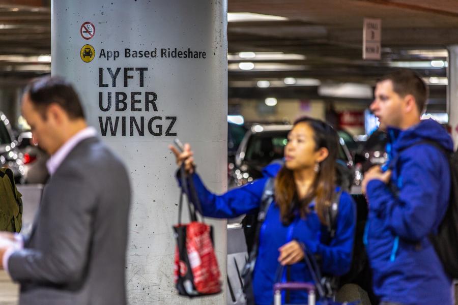 Sea-Tac Lyft pick up