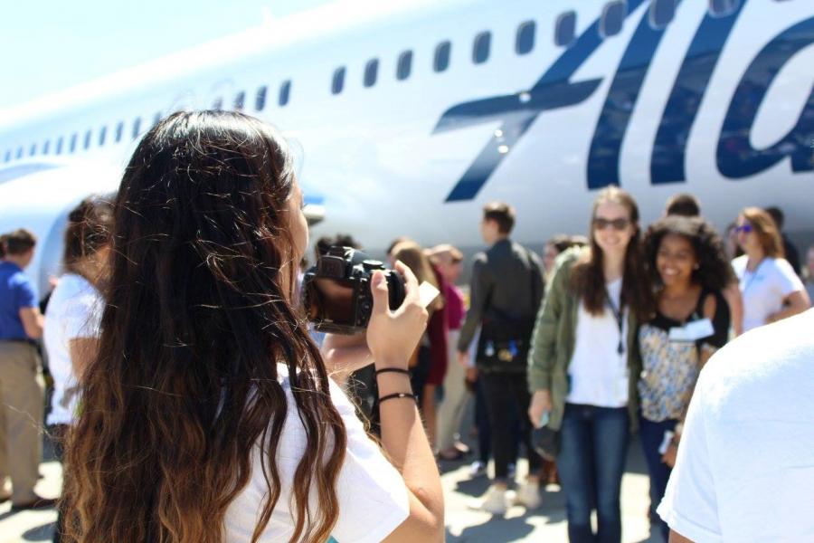 Bryanna Bui photographing interns